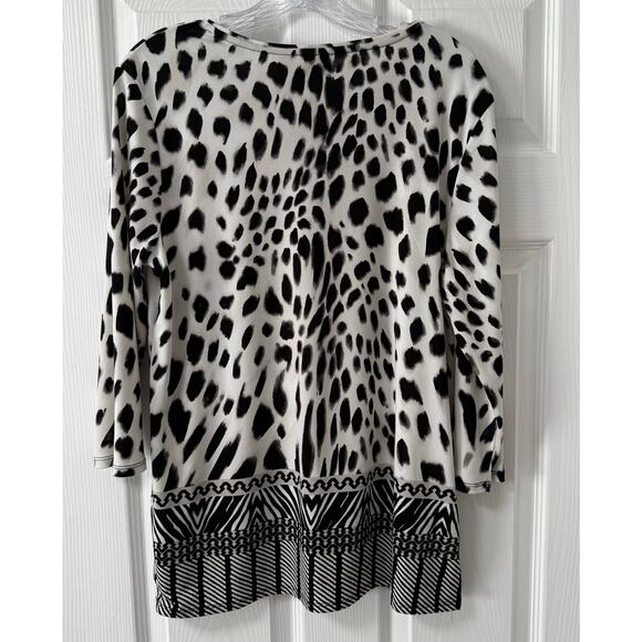 Easywear By Chico's Women's Leopard Print Long Sleeve Top Size 1. - Picture 12 of 16